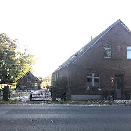 Ks Kotten Bed And Breakfast Рес Экстерьер фото